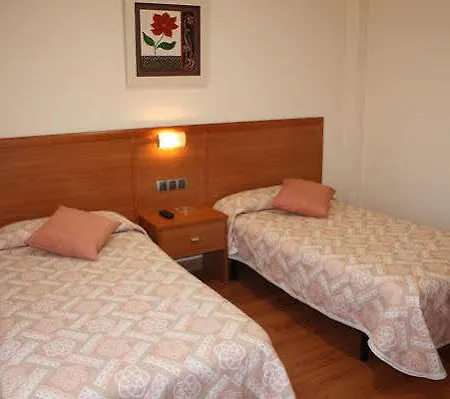 Hotel The Irunako 2*